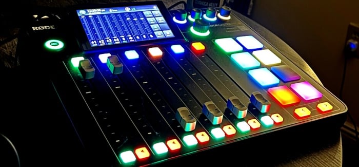 alien waves studio rodecaster
